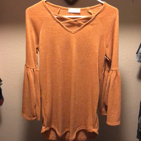 NEW Long Sleeve Long Length Sweater Bell Sleeves - Picture 2 of 2